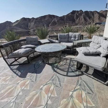 Mountain House Bed and Breakfast Fujairah Eksteriør billede